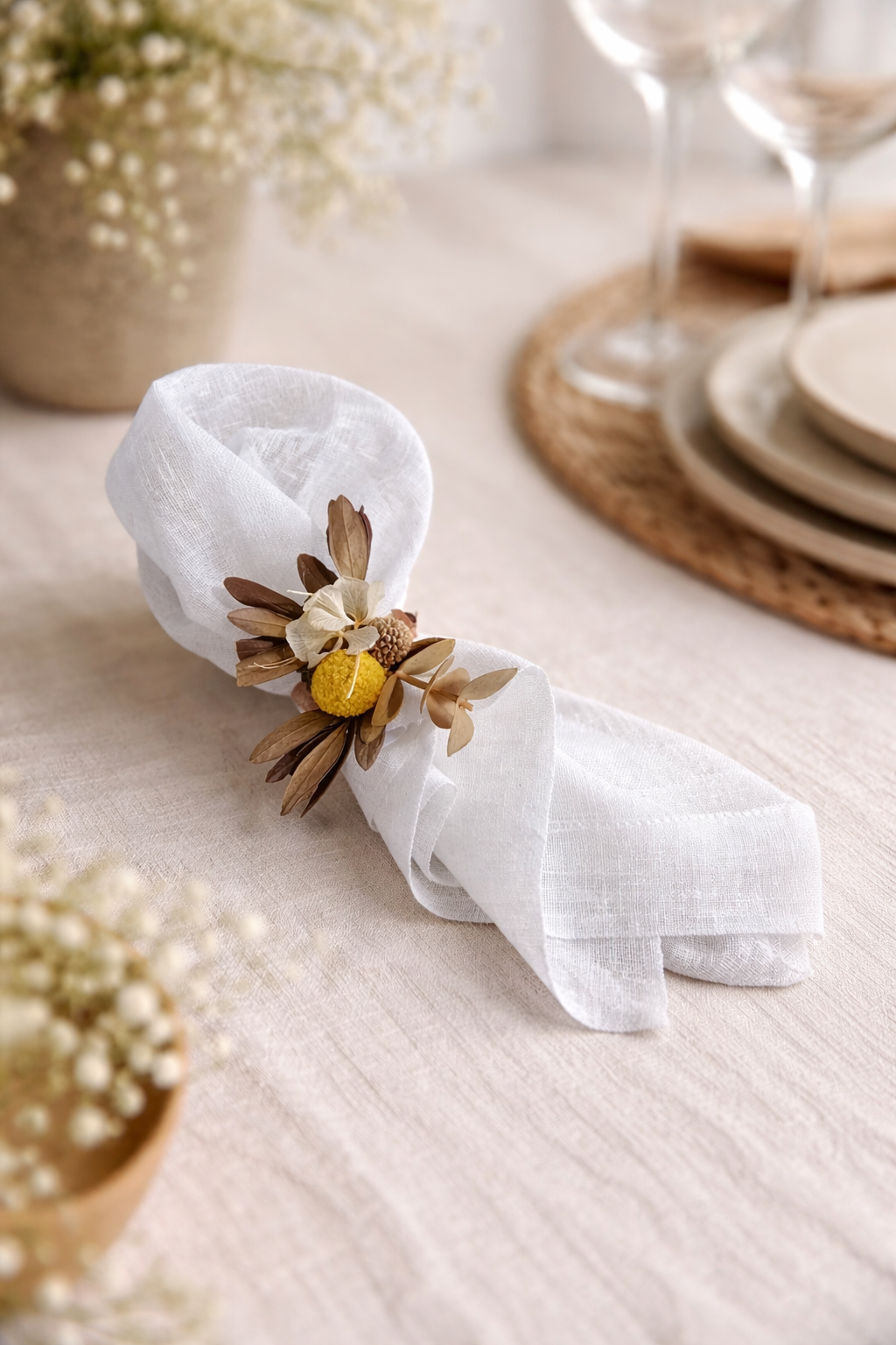 Lill Hardal Sarısı İkili Masa Sunum Çiçeği